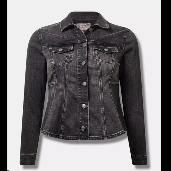 🆕 GREY FIT AND FLARE JEAN JACKET 🆕 - Picture 1 of 3